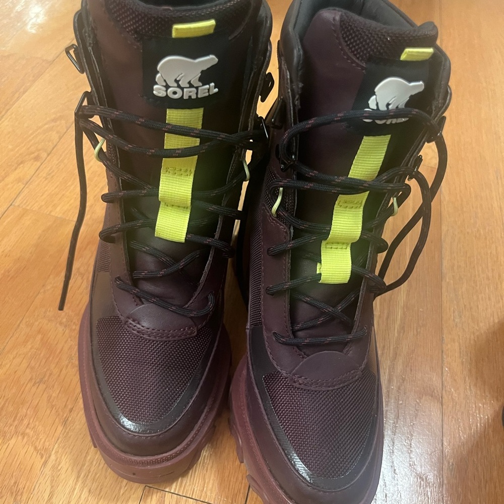 Sorel Dark Red and Bright Yellow Boots